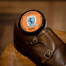 Load image into Gallery viewer, Saphir Saddle Soap