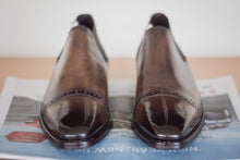 Load image into Gallery viewer, The Quarters Signature Shoe Care & Shine Service