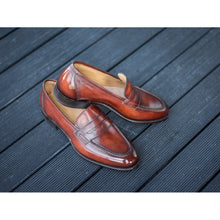 Load image into Gallery viewer, Carlos Santos Penny Loafers in Wine Shadow Patina (Odd Stock)